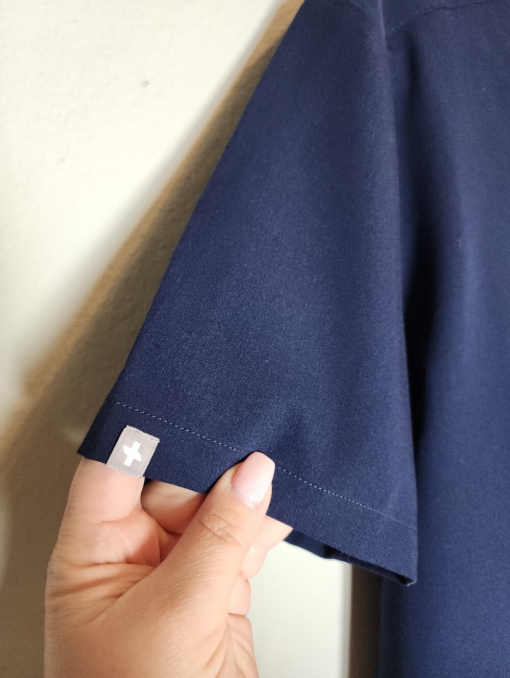 NWT Figs Leon Two-Pocket Scrub Top LOT OF 2 Men's Size Medium Navy Blue - Picture 6 of 14